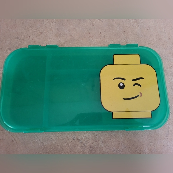 LEGO Green Storage Travel Case Box Winking Minifigure Transparent - Picture 1 of 6